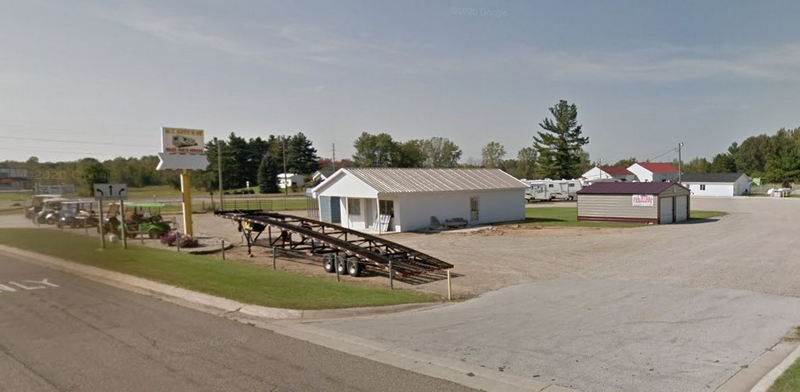 Greens Standard Service and Space Age Motel (M-46 Motel) - 2015 Street View - White Bldg Was Part Of Motel